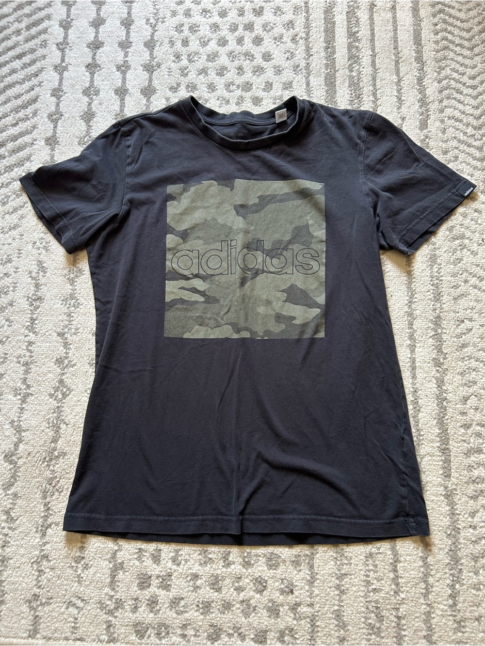 Adidas Black & Camo T-Shirt - Men’s Size Medium